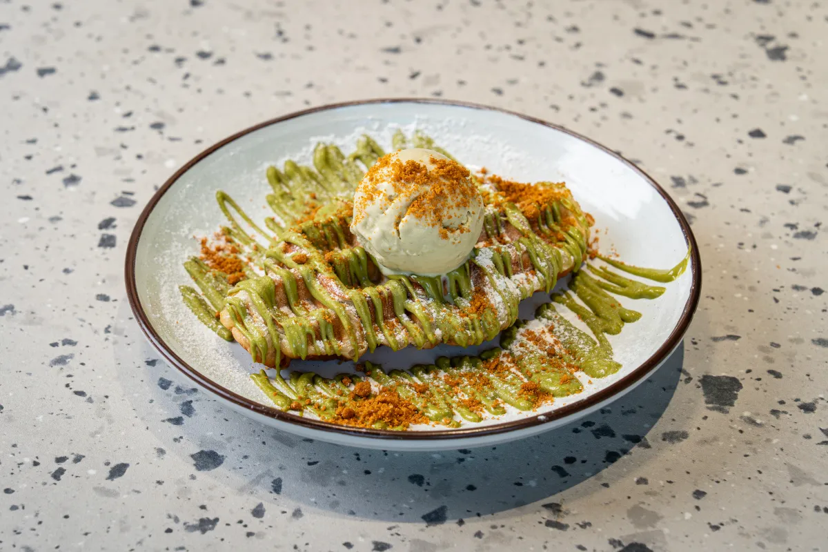 Pistachio Cruffle